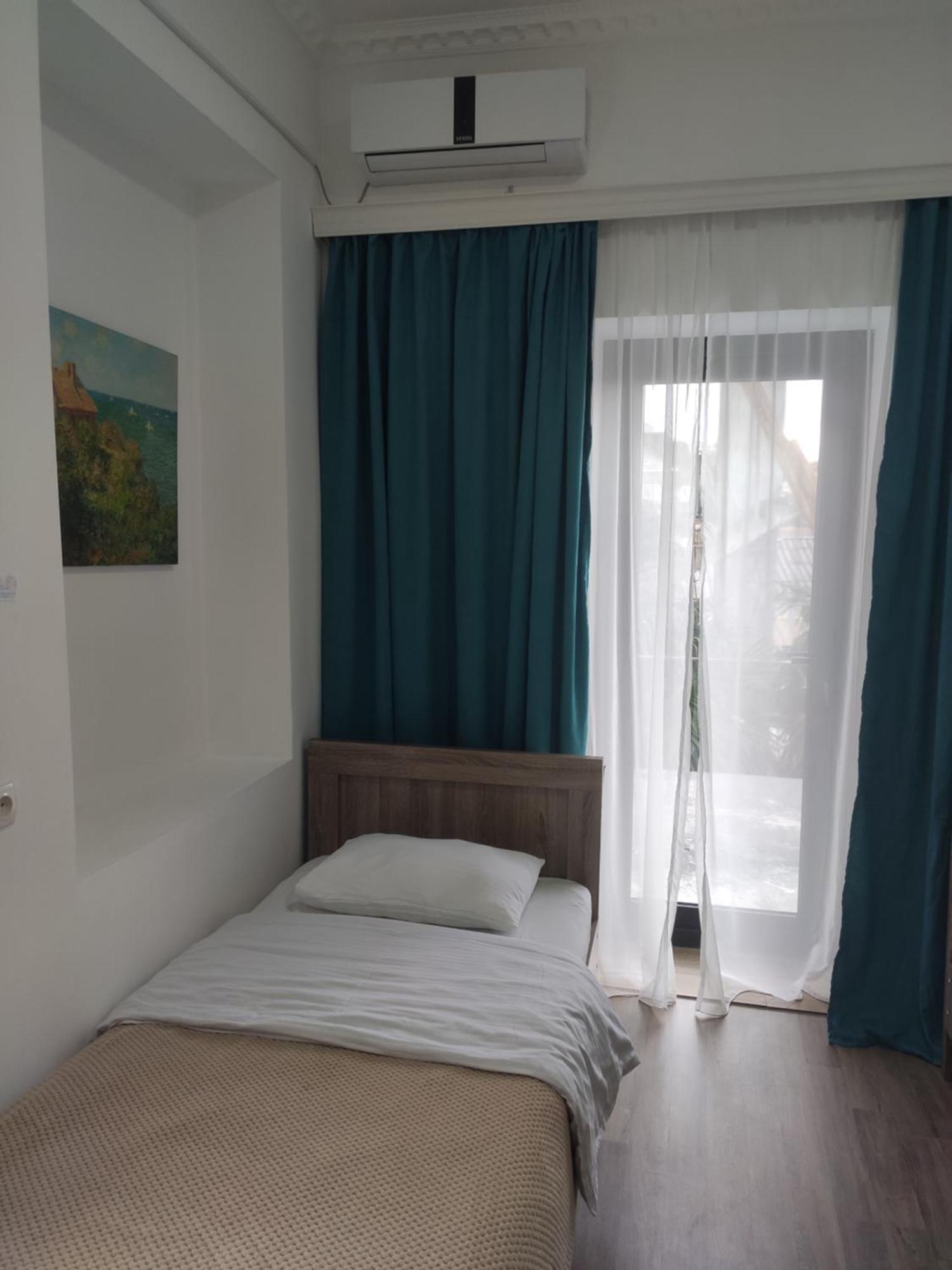 Family Нotel Banuri Kutaisi Exterior foto