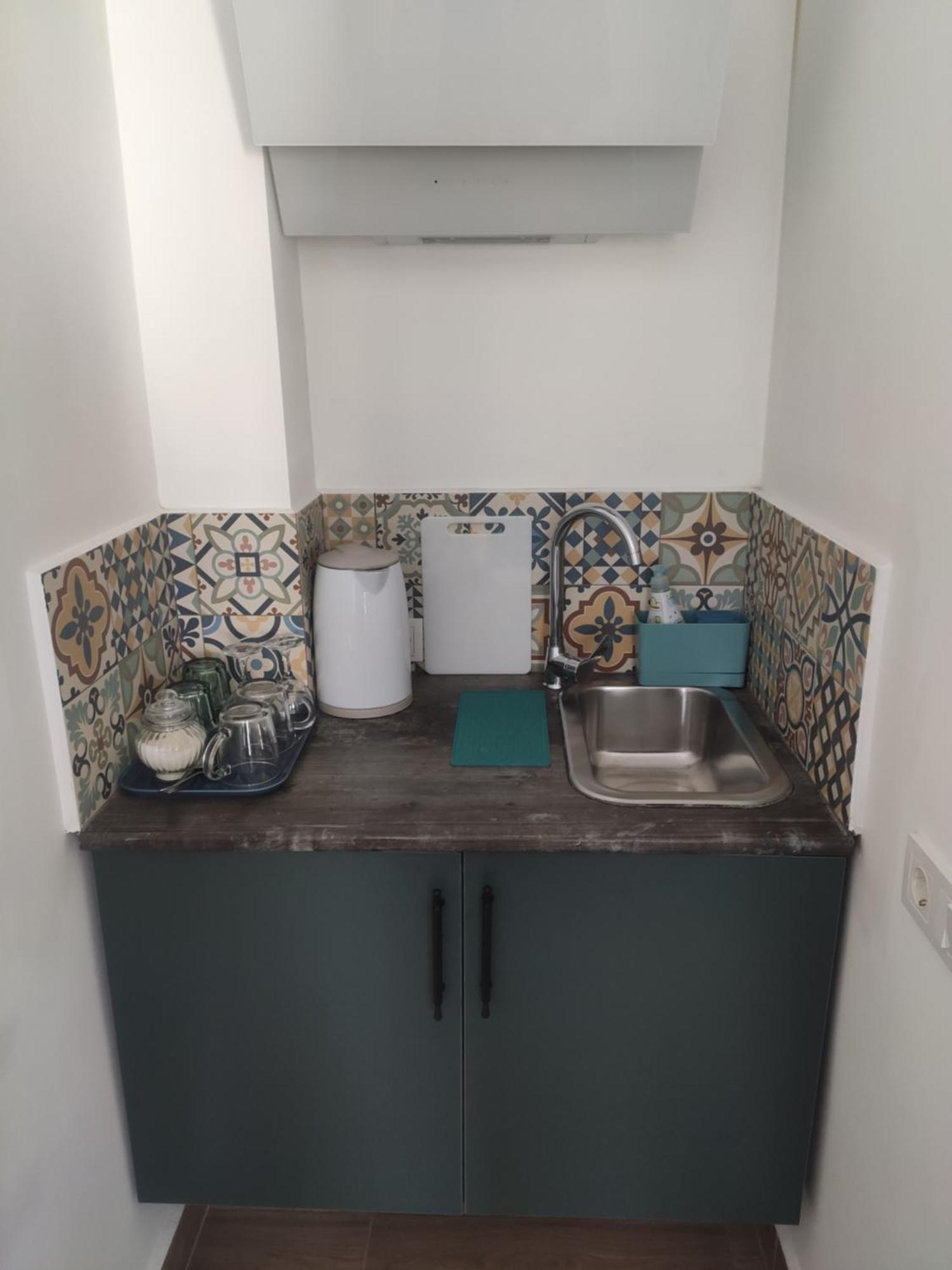 Family Нotel Banuri Kutaisi Habitación foto