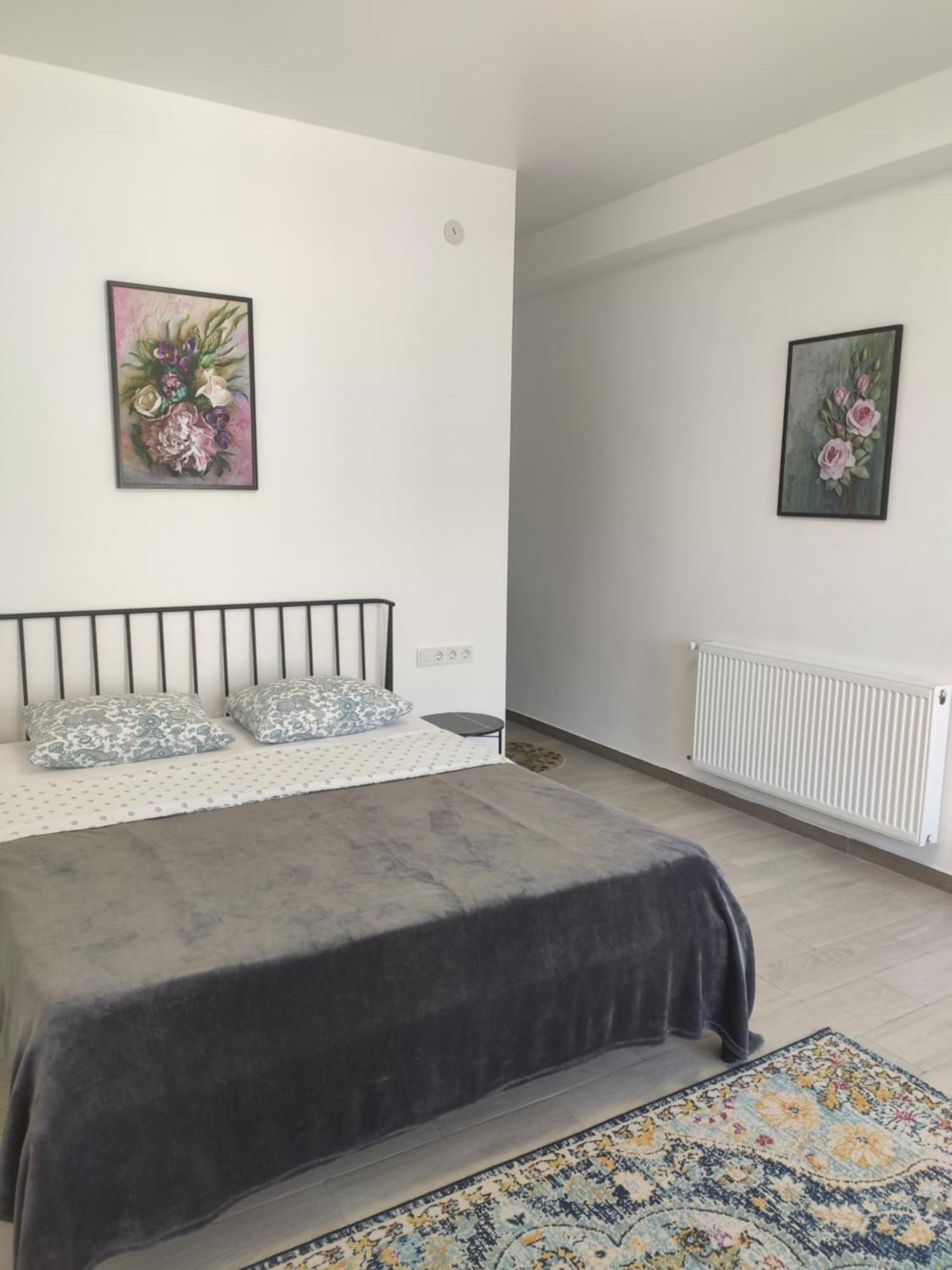 Family Нotel Banuri Kutaisi Habitación foto